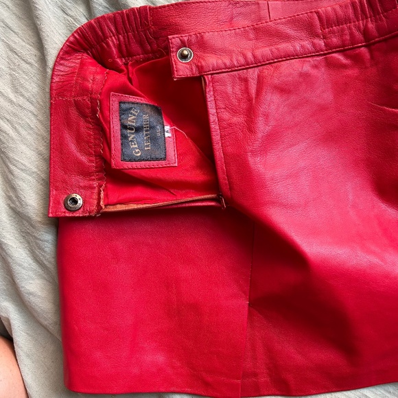 Authentic Red Leather Mini Skirt - Picture 4 of 5